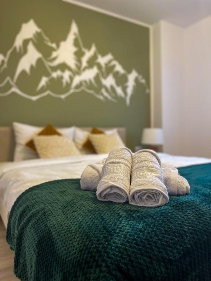 Tudor'S Mountain Retreat 坎皮纳 外观 照片